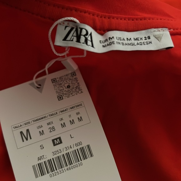 Zara Red ❤️❤️❤️ Ruffled Sleeve Top - Size Medium- NWT - Picture 10 of 10